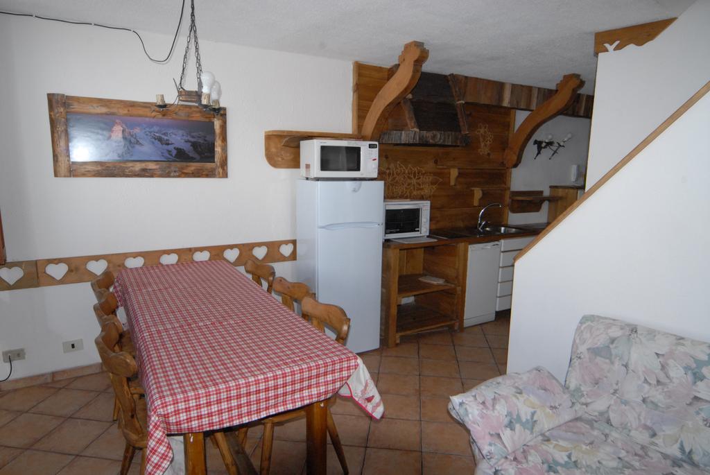 La Coquille Apartment Breuil-Cervinia Ngoại thất bức ảnh